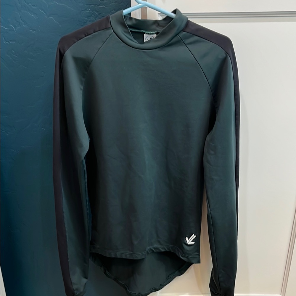 JL racing green and black drywick long sleeve.